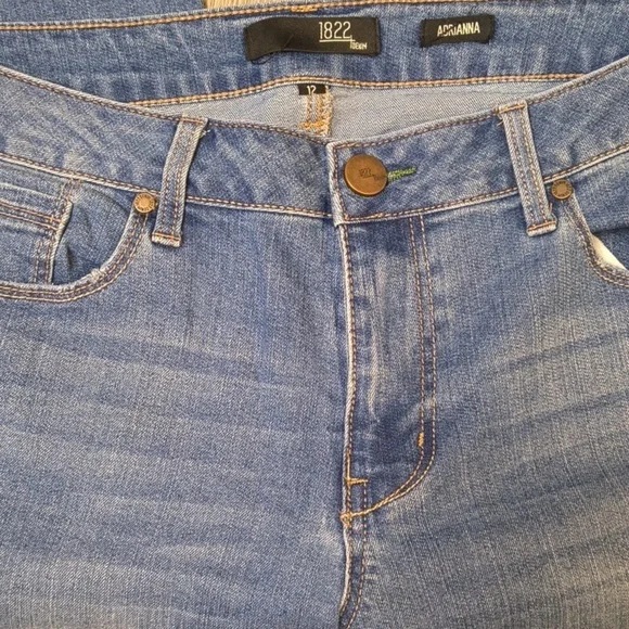 sac966 🧵1822 Adiranna Skinny Stretch Size 12 w/ 27.5" Inseam Light Blue Denim - Picture 5 of 7
